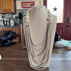 Vintage 80’s Elegant Long Costume Pearl Necklace